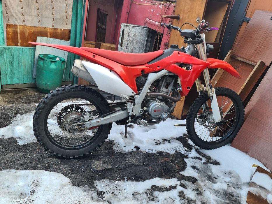 Продам  кросс эндуро BNK 4, CB 250