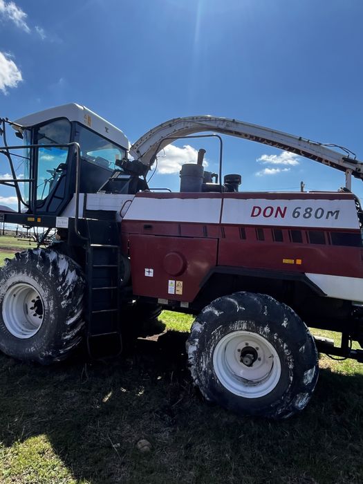 Кормоуборочный комбайн  Дон-680М