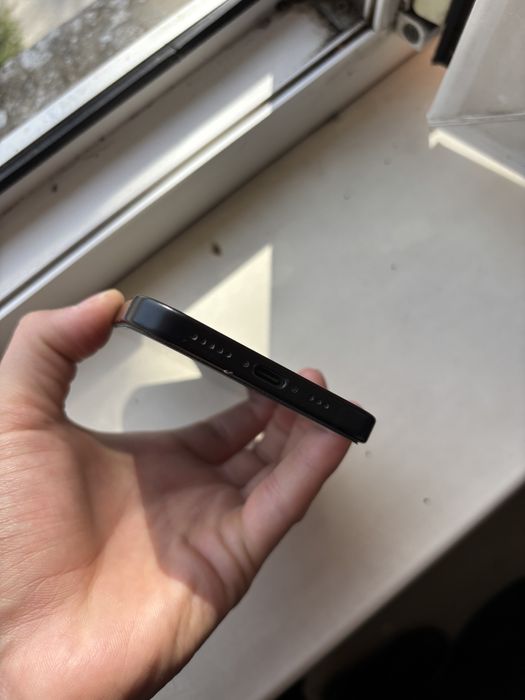 IPhone 15 256гб без ремонт