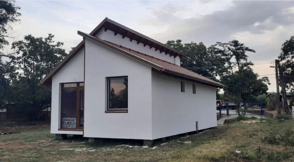 Vand case modulare cabane A-frame ori ce dimensiune