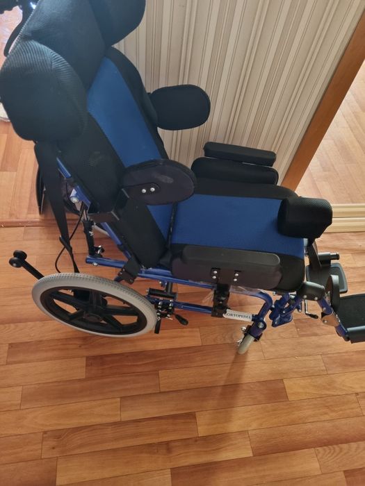 Коляска инвалидная