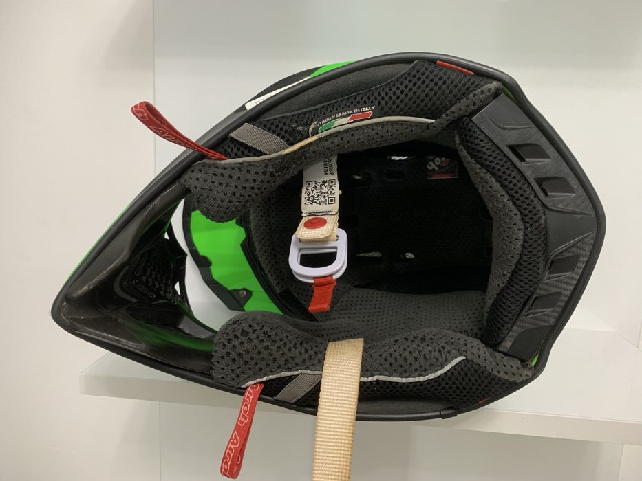 2 Каски Airoh Aviator