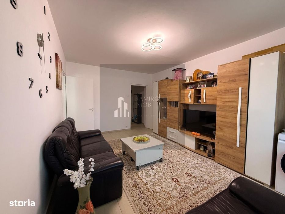 Apartament 2 camere decomandat/10 minute metrou Costin Georgian