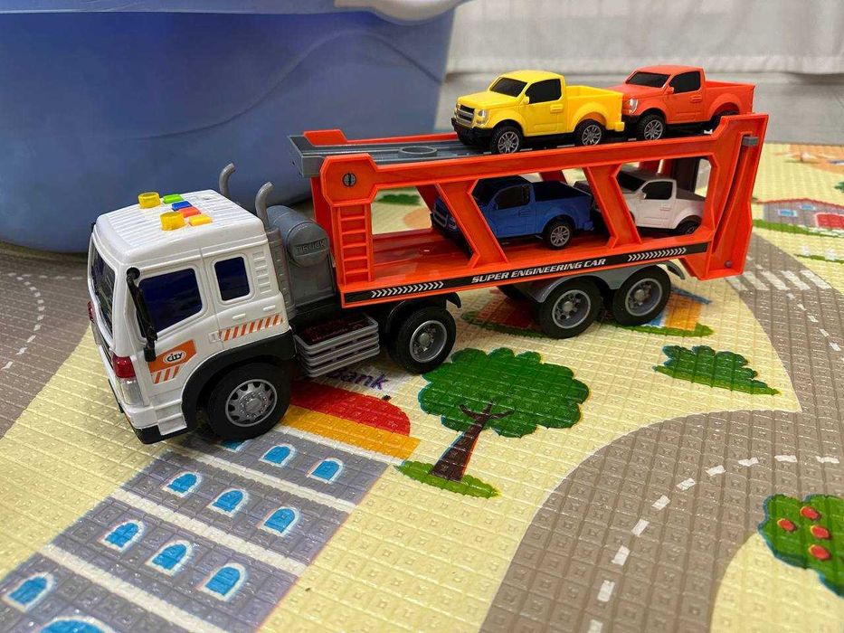 Машина инерционная Автовоз, Трек