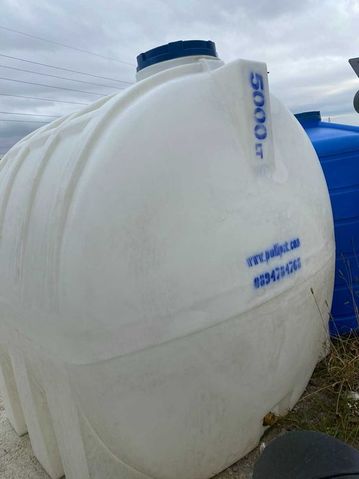 Бидони  5000 л - 2160 лв.