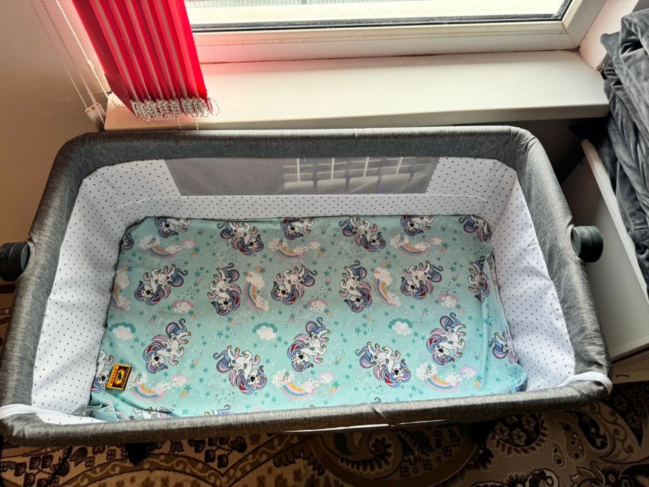 Манеж-кровать детский