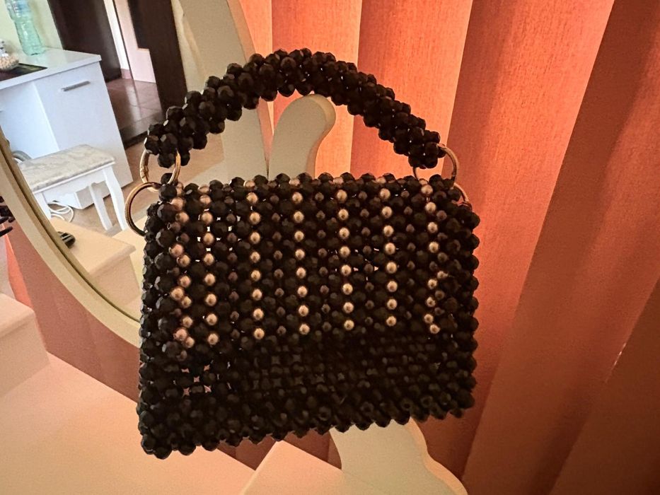 Poșete handmade Unicat - mărgele negre și perle decorative