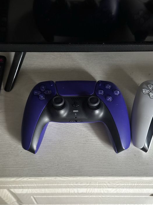Продаю Playstation 5