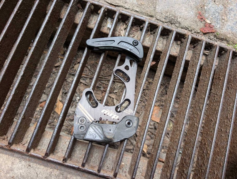 Шок , курбели, шини, бар и водач