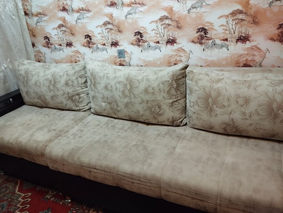 Продам  раздвижной диван