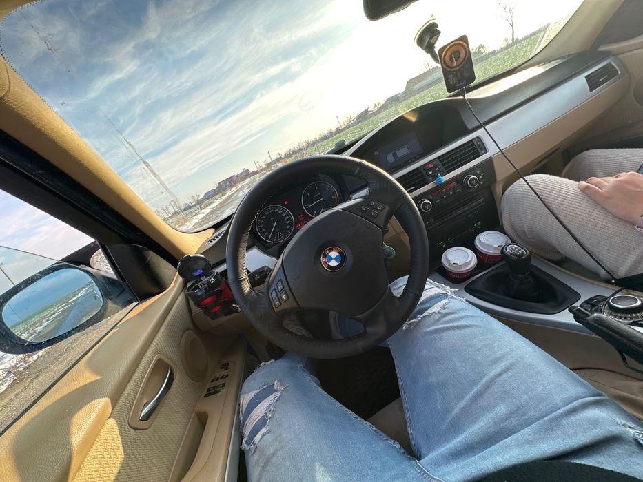 Vând bmw e91 facelift