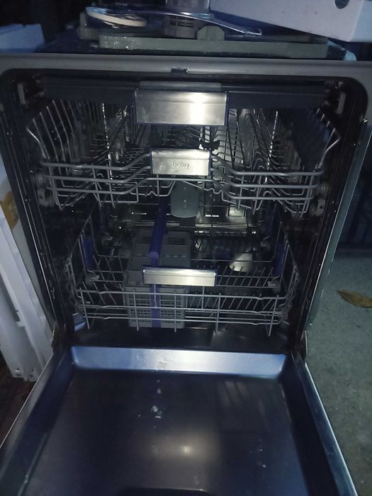 Пералня BEKO за части, много запазена