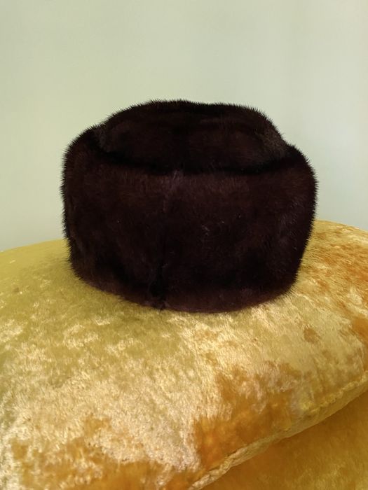 Норка эркаклар бош кийими