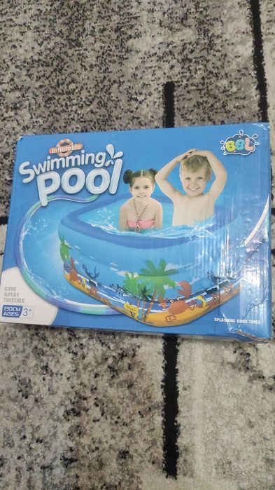 Piscina gonflabila noua
