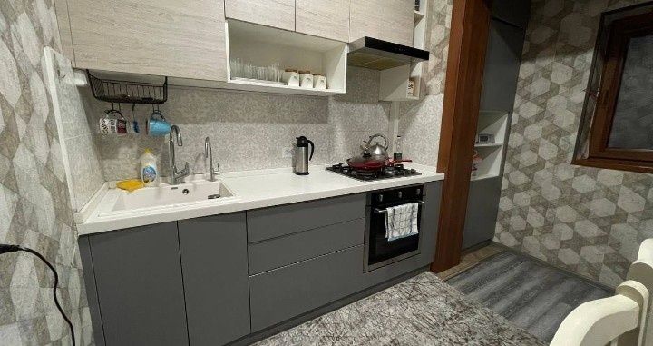 Юнусабад 4..  4/4/4, 82м²