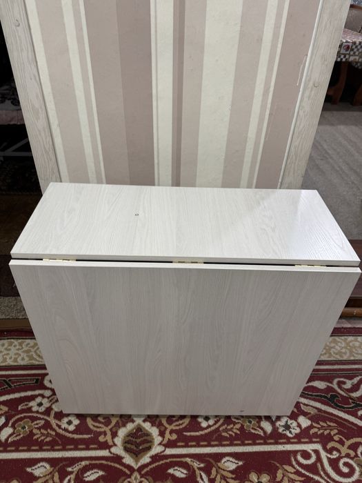 Стол книжка новый