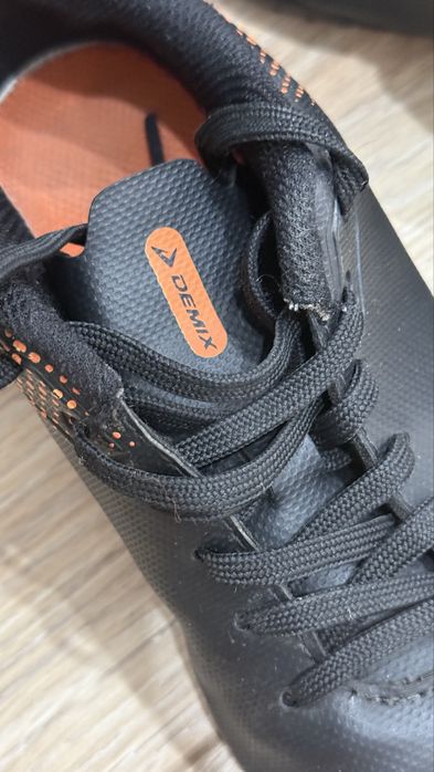 Бутсы футбольные на мальчика