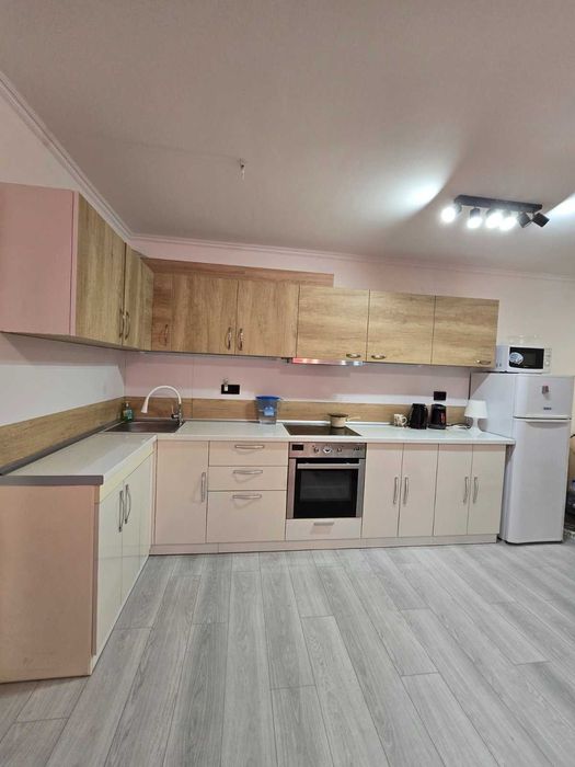 Дава се под наем Тристаен апартамент в Свети Влас - 80 кв.м за 80 € - Снимка #10