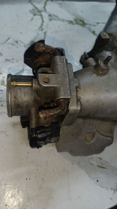 Дроссельный узел