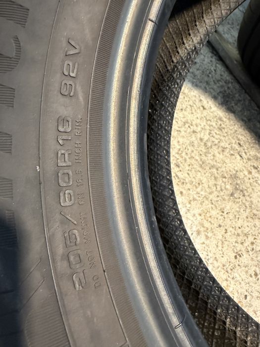Гуми 205/60/16 GOOD YEAR Eficient Grip Perfomance