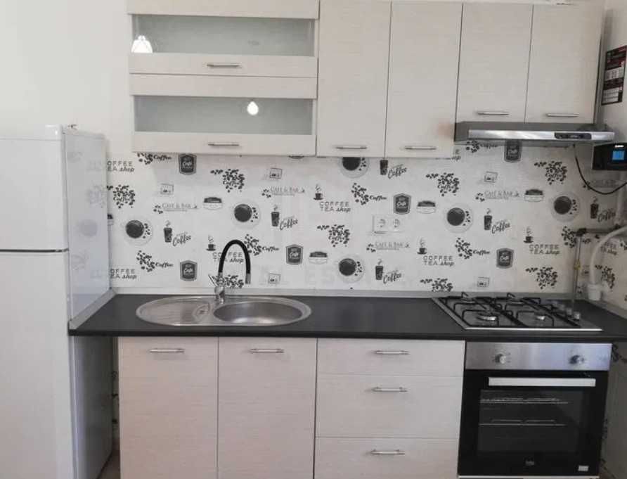 Дава се под наем Двустаен апартамент в Пловдив, Христо Смирненски - 65 кв.м за 224.4 € - Снимка #1