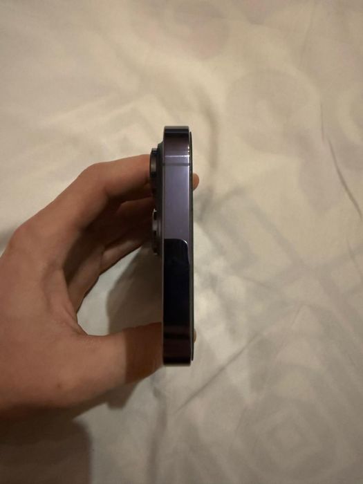 Продам Айфон 14 про 128Гб