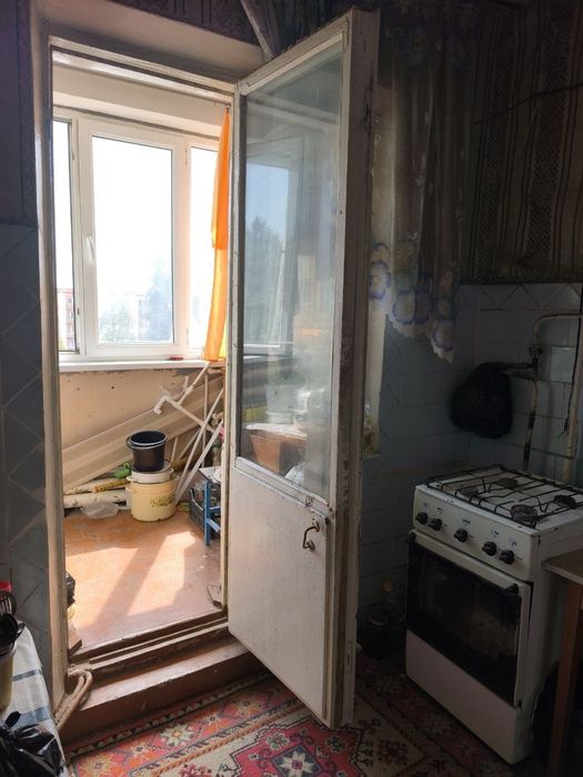 Продам 2/3/4 АНГРЕН. Район 5/5. Балкон 1,6х6