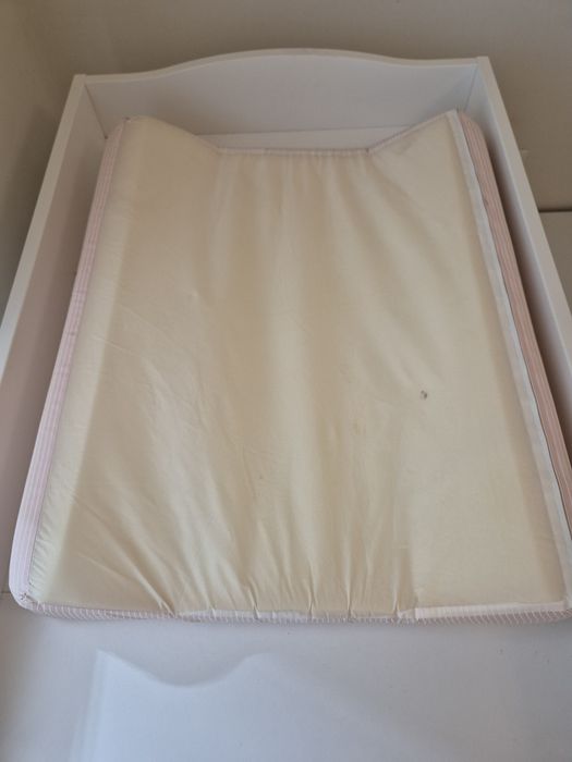 Masa de infasat+ etajera Ikea