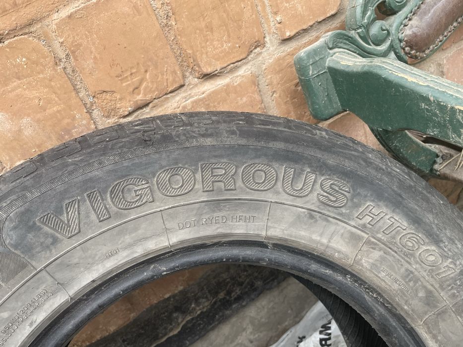 Шины HighwayTerrain