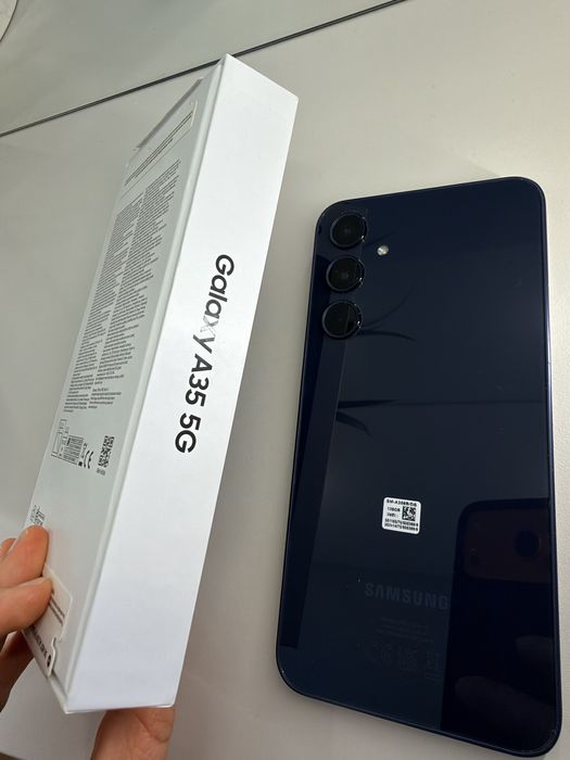 Samsung Galaxy A35 5G, 128 GB, 6 GB RAM – Awesome Navy, cutie și husă