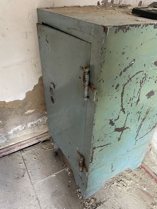 Сейф огнеупорный