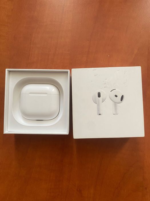 Se vinde căști airpods generația 4