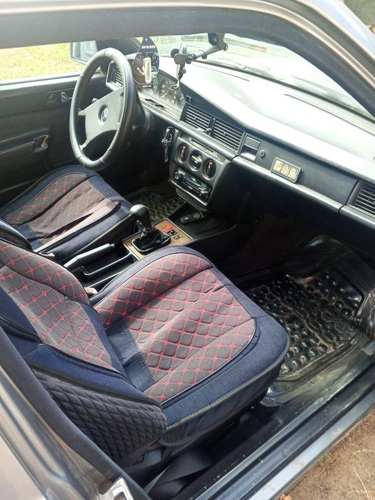 Mercedes 190 W201