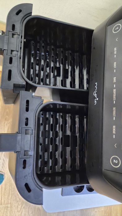 Air fryer / Friteuza Myria