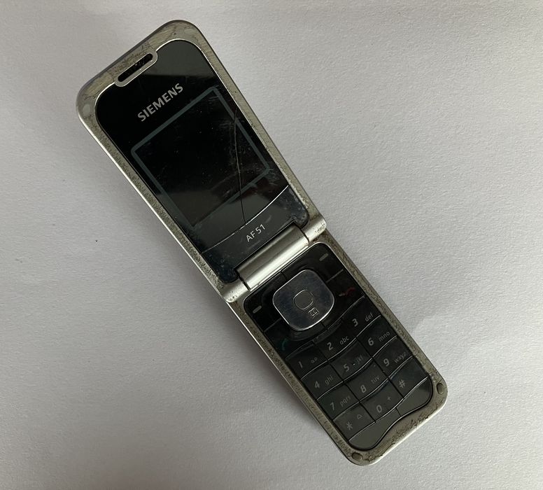 2 телефона за колекционери 20евро