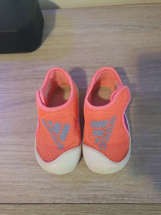 Sandale adidas marimea 22
