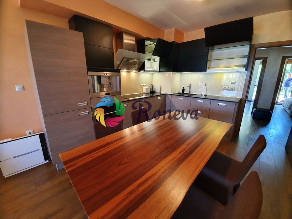 Луксозен тристаен апартамент в близост до морския бряг м-т Евксиноград