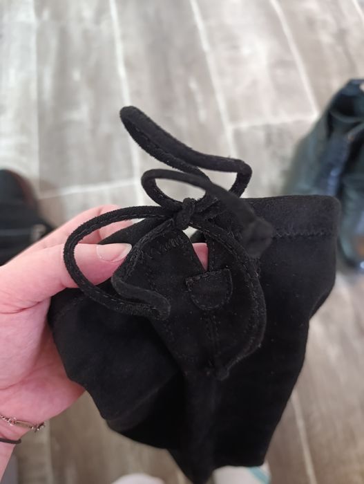 Высокие замшевые сапоги