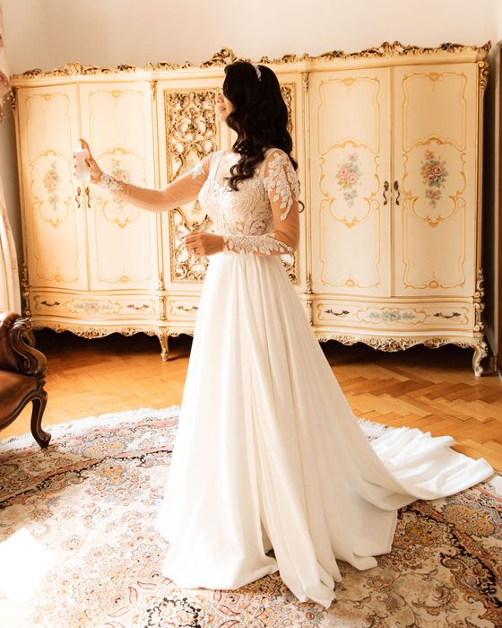 Vând Rochie de Mireasă