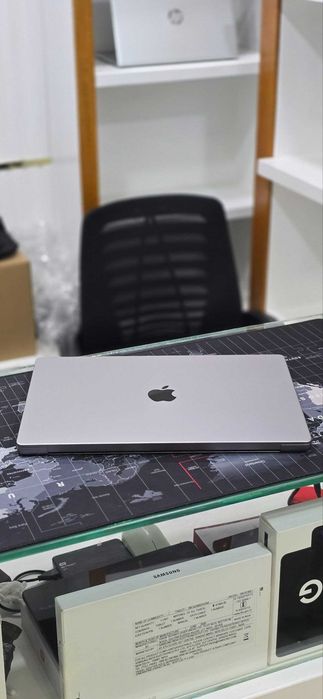 Macbook 16 inch m2 pro, 1 TB ssd, 91% yomkost