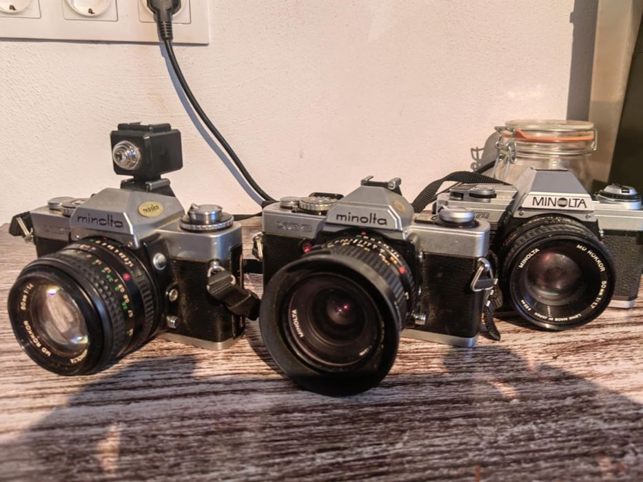 Colecție aparate foto analogice Minolta (XD-5, X-370, XG-9)
