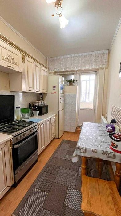 Продам 3х квартиру Рустам Империя.