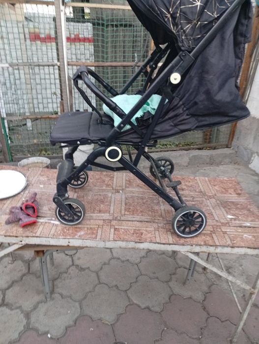 Продам коляску прогулочная