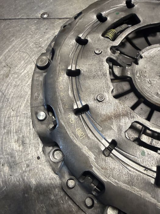 Съединител Сакс Перфрормънс +притискател 550i 240мм