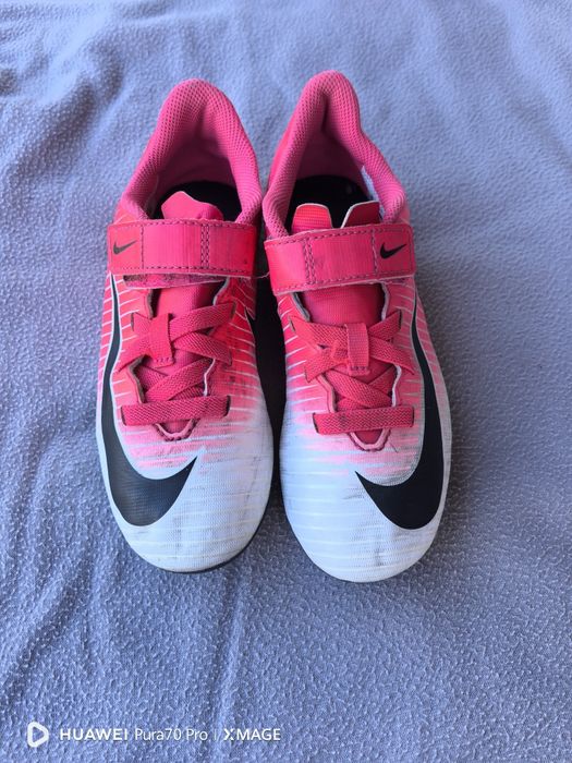 Детски Бутонки nike номер 33 стелка 20.5см