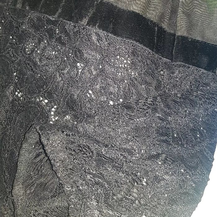 Платье вечернее черного цвета