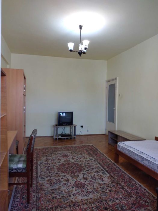 Dau in chirie ap. ultracentral pentru 2 persoane