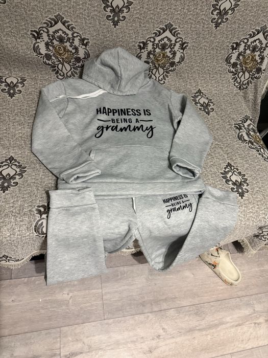 Продам вещи новые.