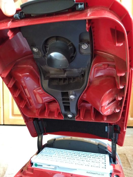 Прахосмукачка Miele Complete C3 Excellenes Ecoline 800W