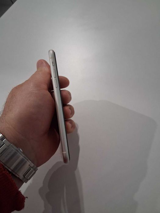 iPhone 11 | Без забележки